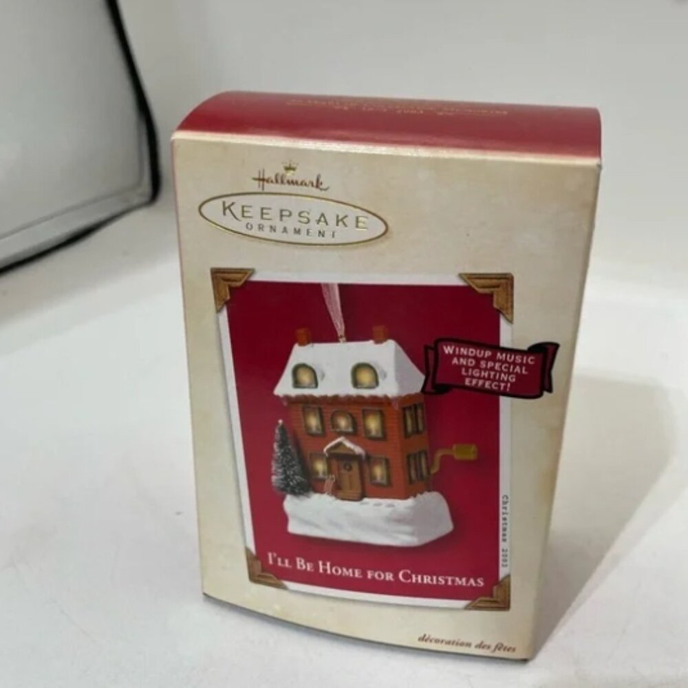 2003 vintage Ornament Music box "I'll Be Home for Christmas" - mint condition